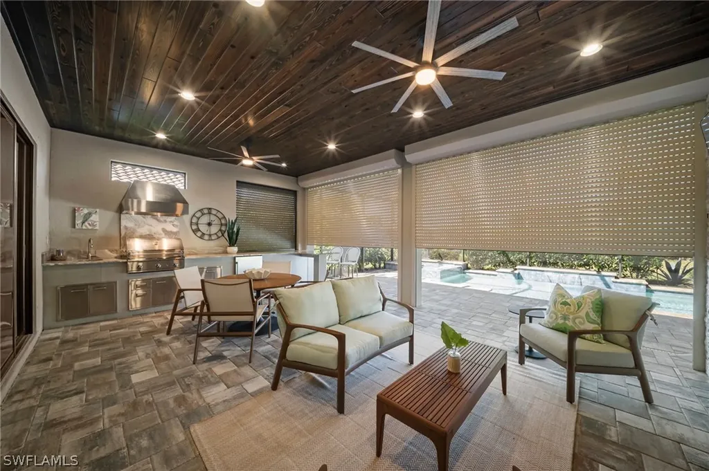 9345 Terresina Drive Naples FL 34119