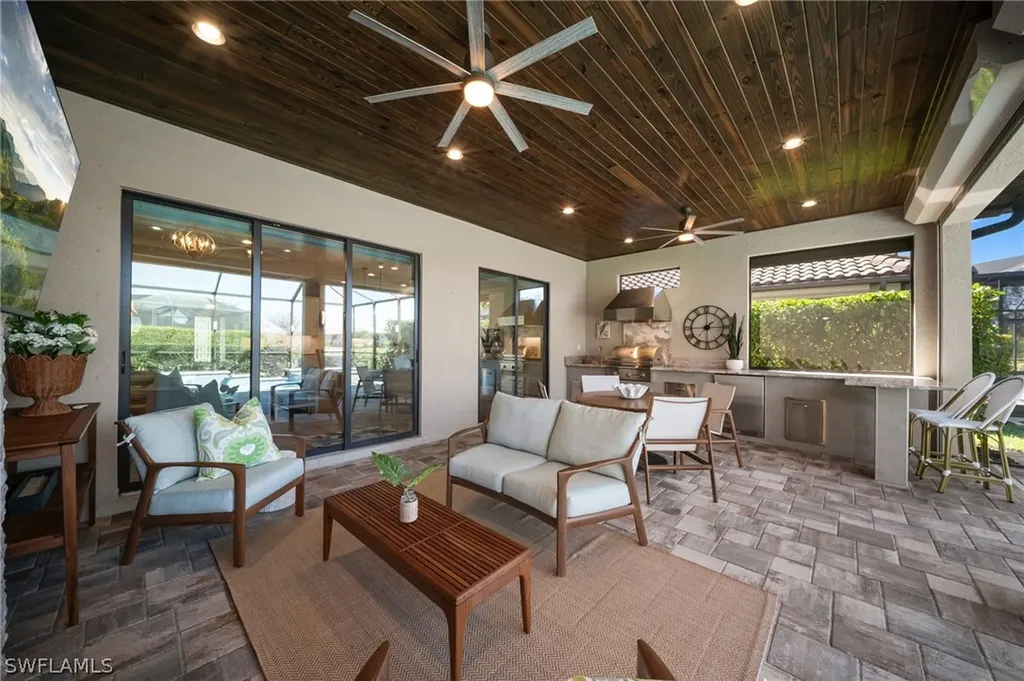 9345 Terresina Drive Naples FL 34119