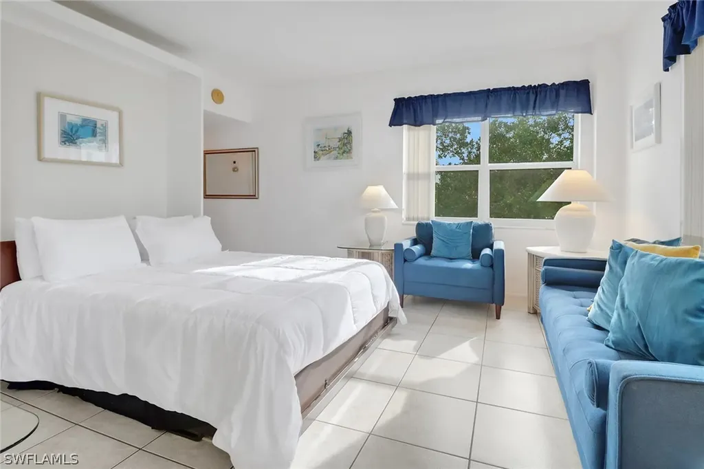220 Seaview Court Marco Island FL 34145