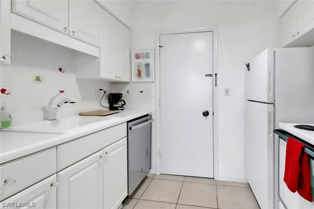 220 Seaview Court Marco Island FL 34145