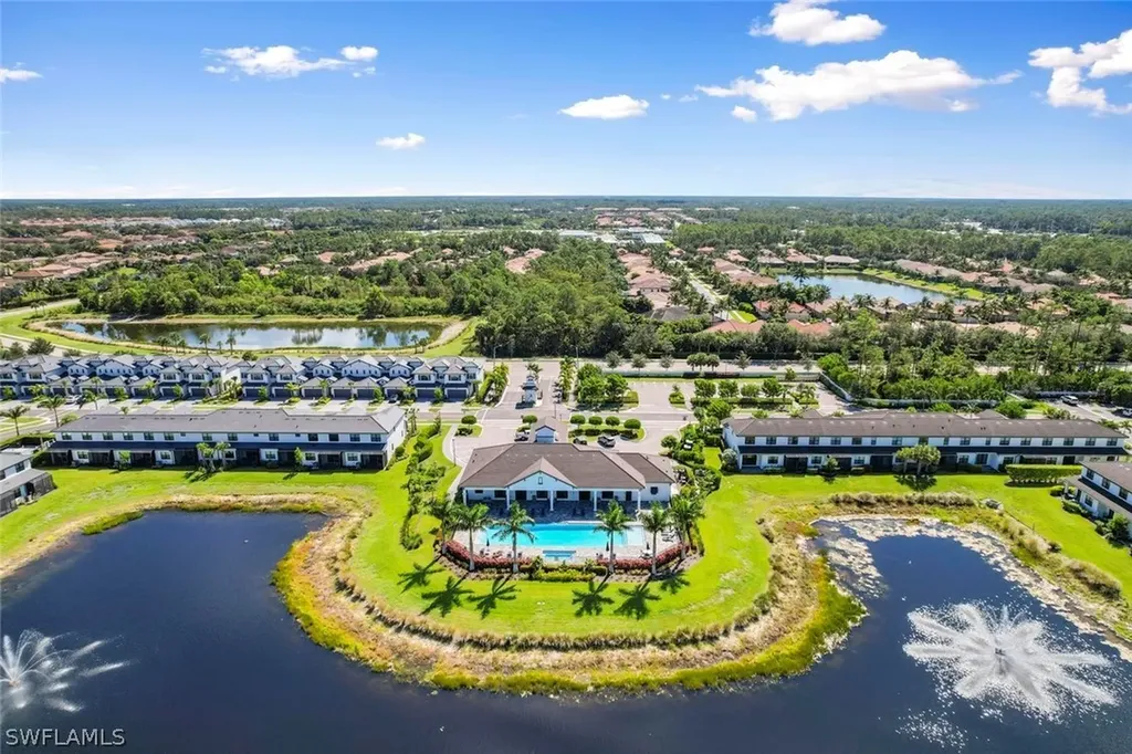 7598 Rockefeller Drive Naples FL 34119