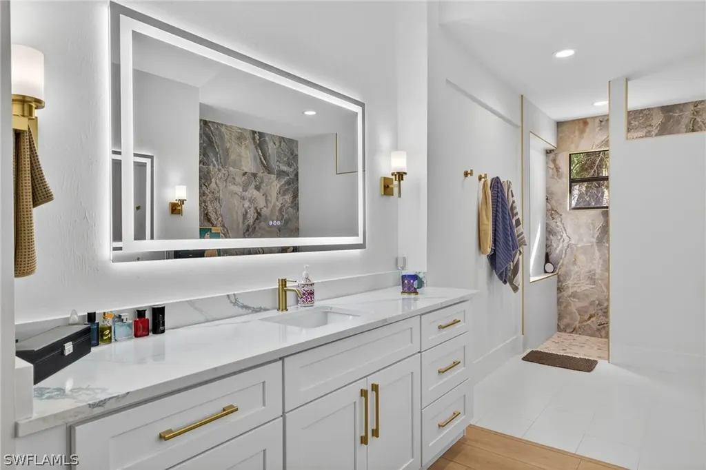 3809 Woodlake Drive Bonita Springs FL 34134