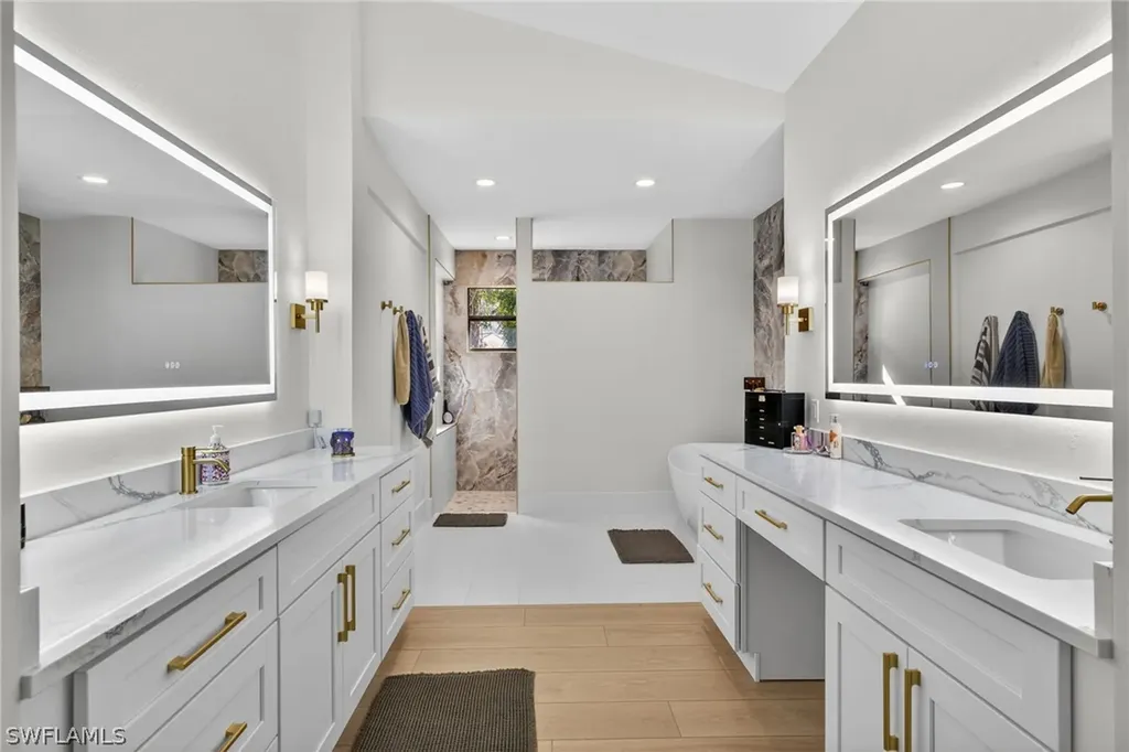 3809 Woodlake Drive Bonita Springs FL 34134