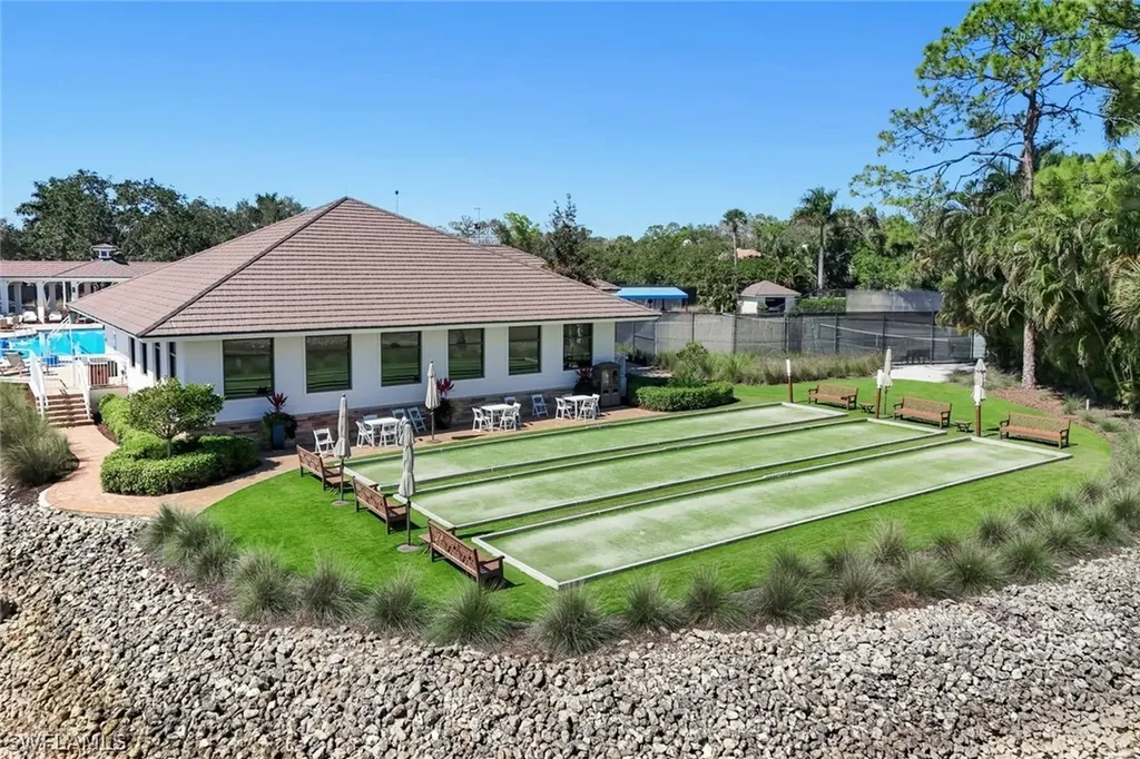 760 Waterford Drive Naples FL 34113