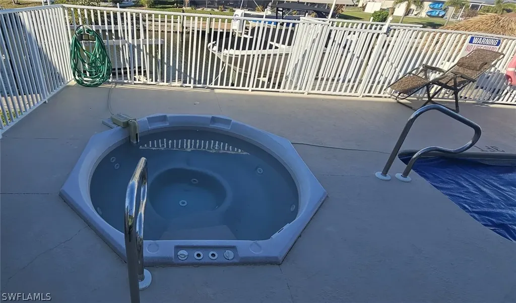 925 SW 47th Terrace Cape Coral FL 33914