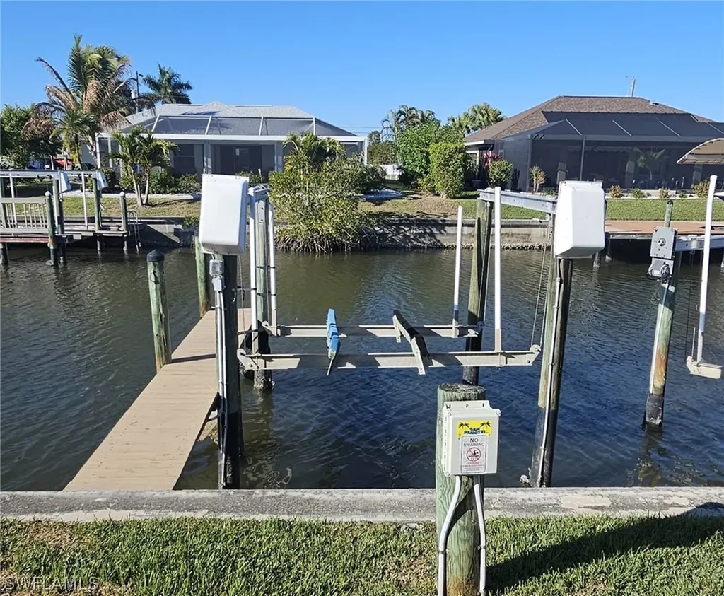 925 SW 47th Terrace Cape Coral FL 33914
