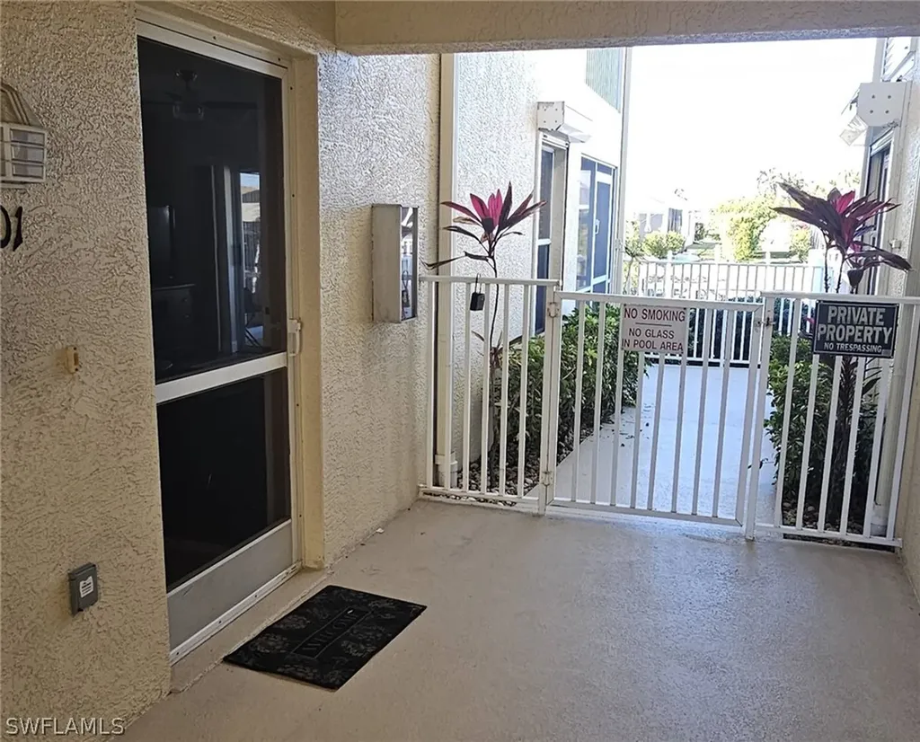 925 SW 47th Terrace Cape Coral FL 33914