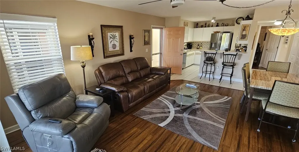 925 SW 47th Terrace Cape Coral FL 33914