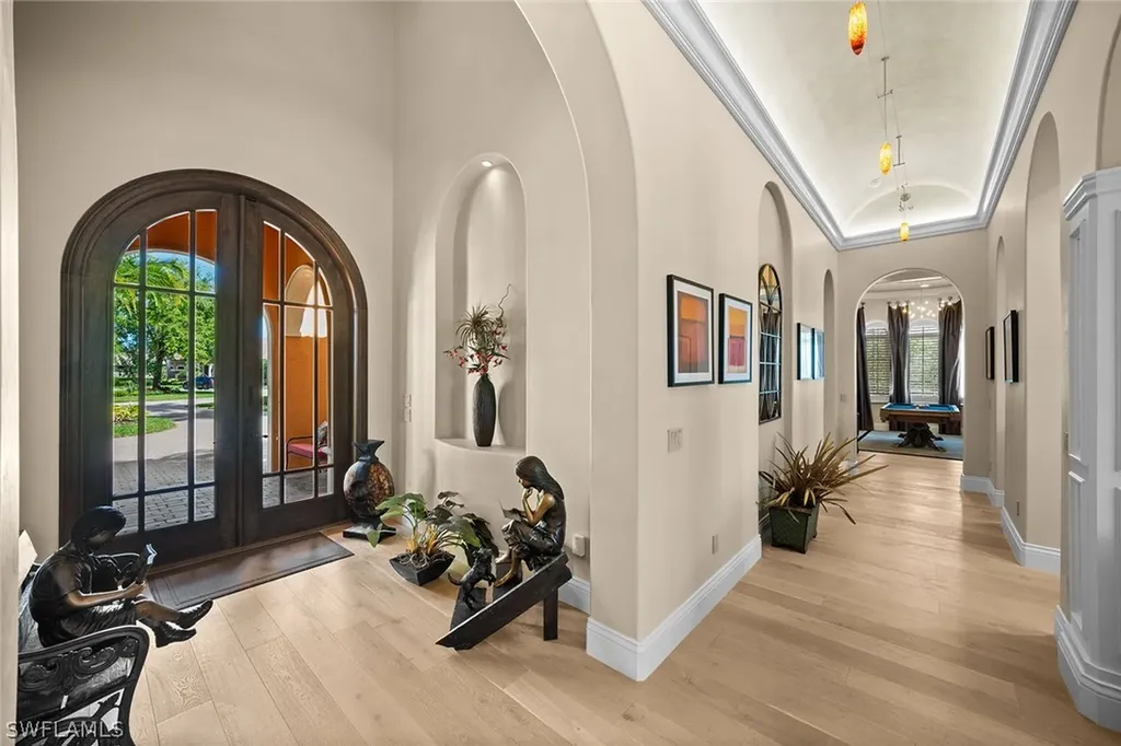 7542 Snead Court Naples FL 34113