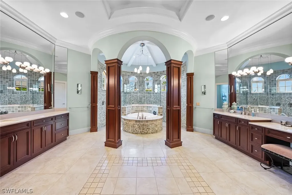 7542 Snead Court Naples FL 34113
