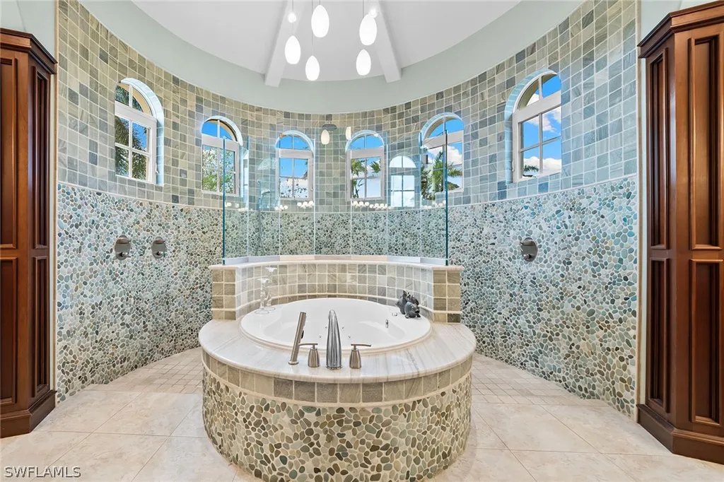 7542 Snead Court Naples FL 34113