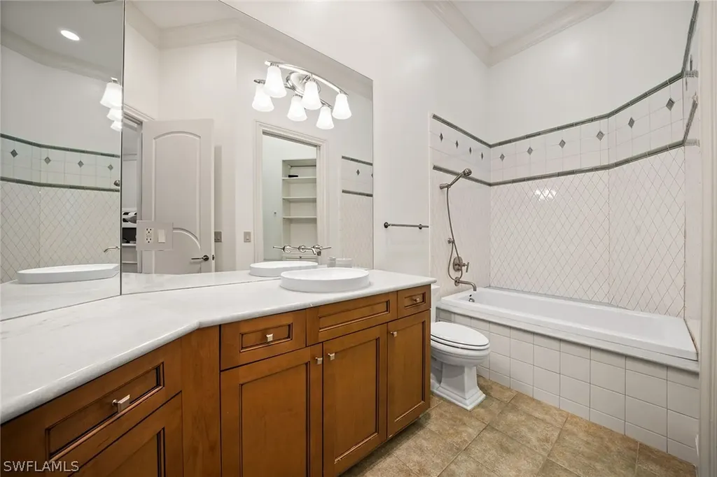 7542 Snead Court Naples FL 34113