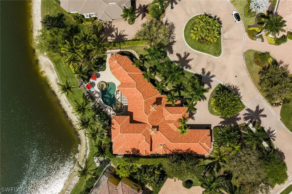 7542 Snead Court Naples FL 34113