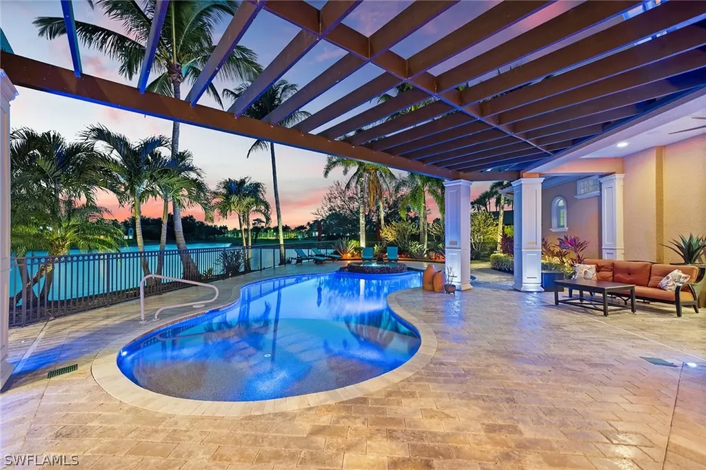 7542 Snead Court Naples FL 34113