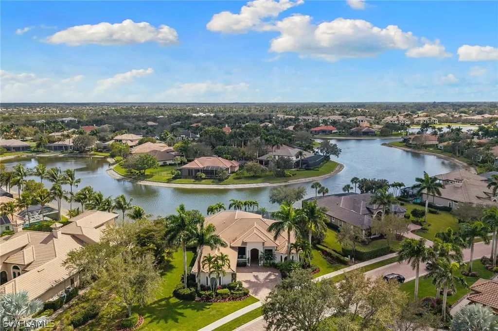 7506 Hogan Court Naples FL 34113