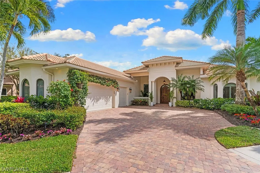 7506 Hogan Court Naples FL 34113