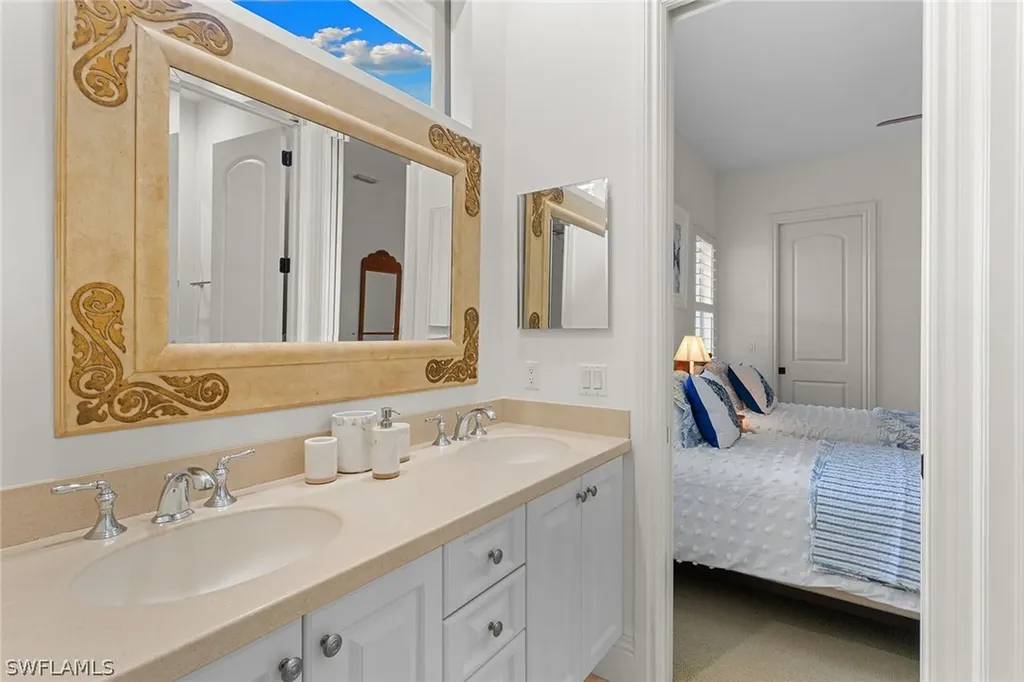 7506 Hogan Court Naples FL 34113