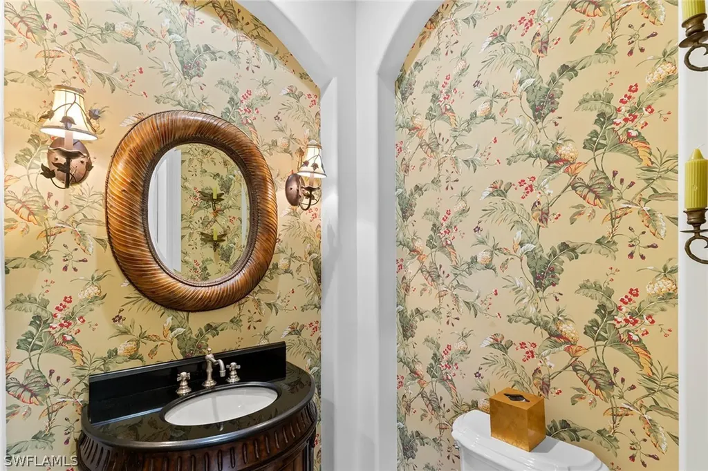 7506 Hogan Court Naples FL 34113