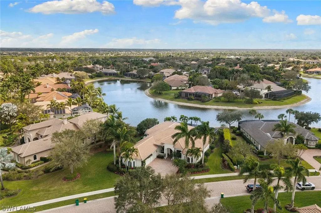 7506 Hogan Court Naples FL 34113