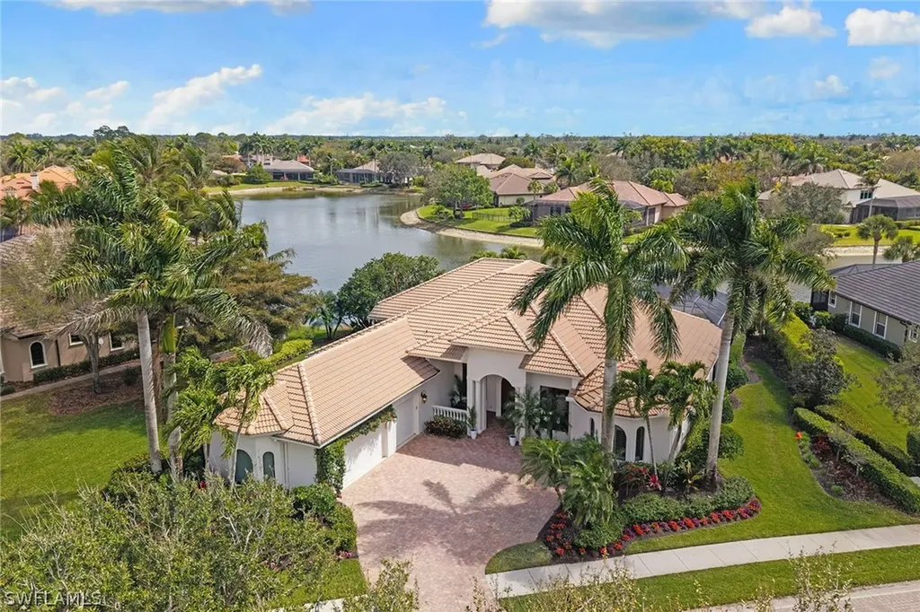 7506 Hogan Court Naples FL 34113