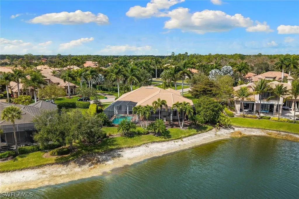 7506 Hogan Court Naples FL 34113