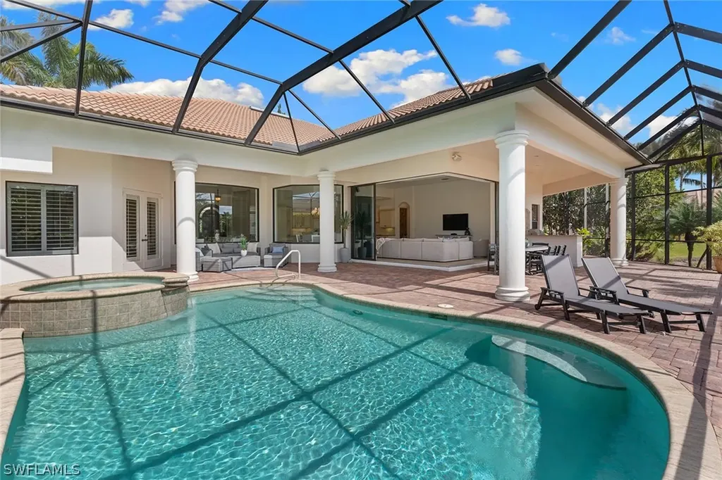 7506 Hogan Court Naples FL 34113