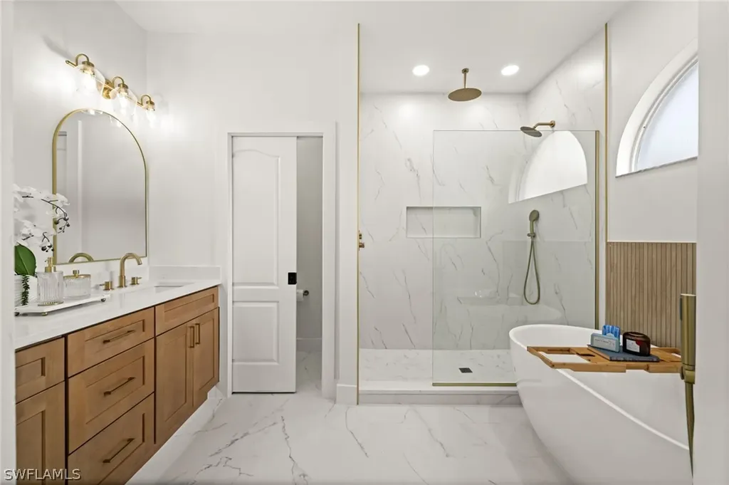 8841 Springwood Court Bonita Springs FL 34135