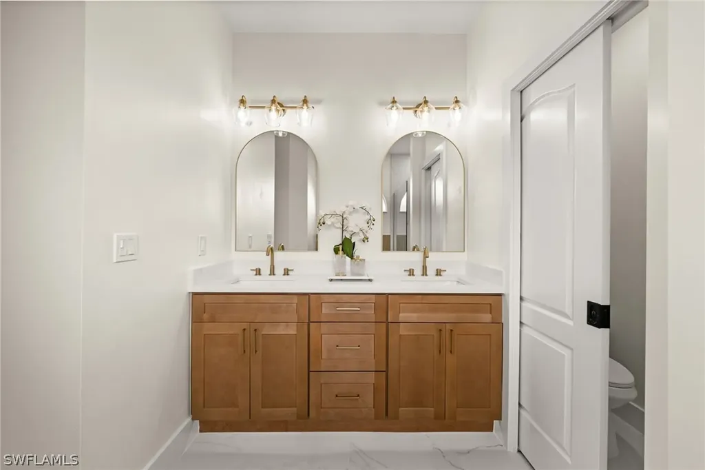 8841 Springwood Court Bonita Springs FL 34135