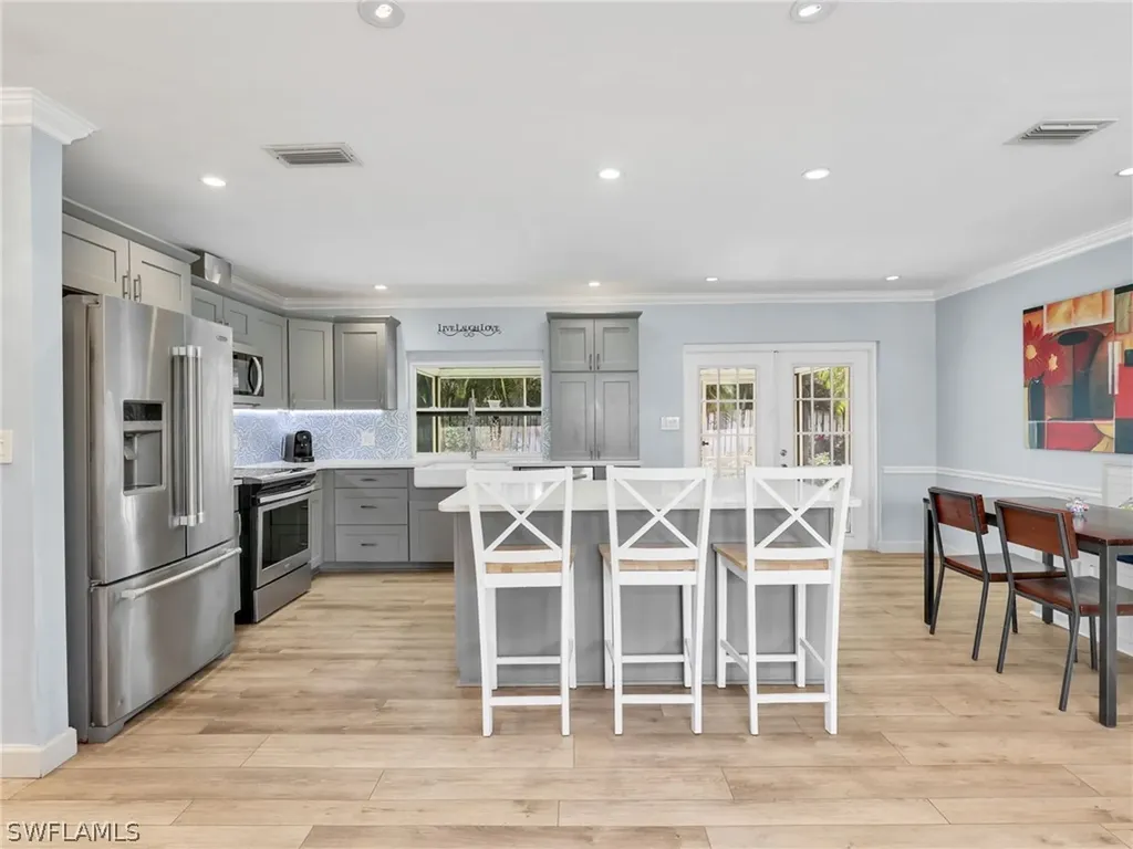 3523 Santiago Way Naples FL 34105