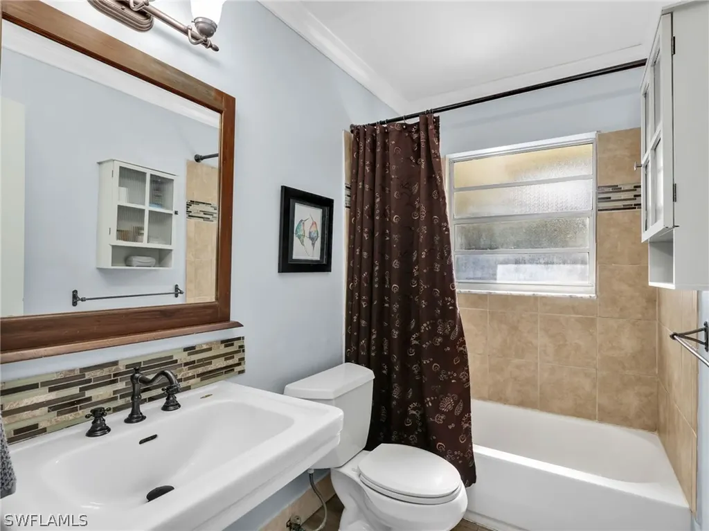 3523 Santiago Way Naples FL 34105