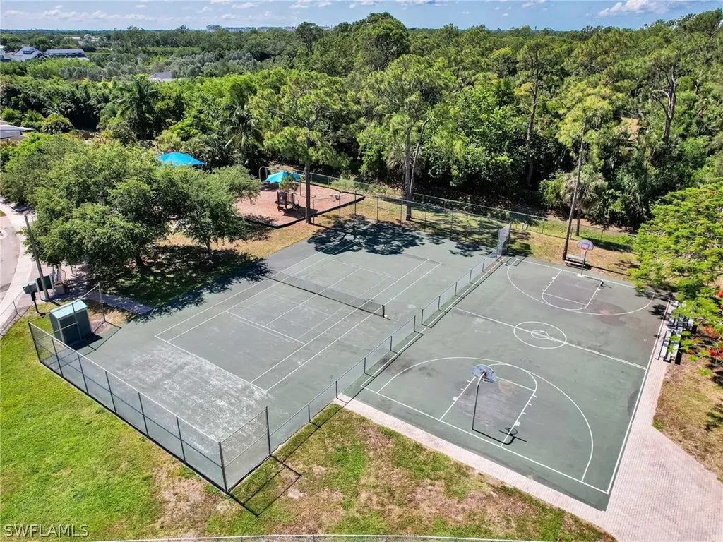 3523 Santiago Way Naples FL 34105