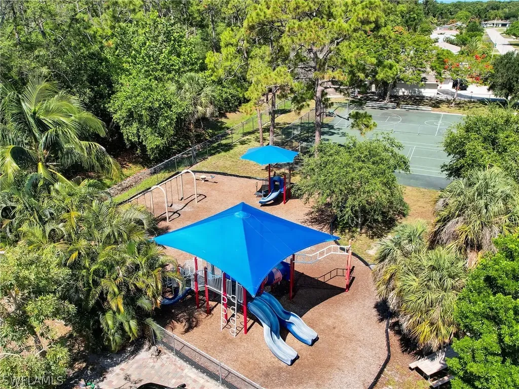 3523 Santiago Way Naples FL 34105