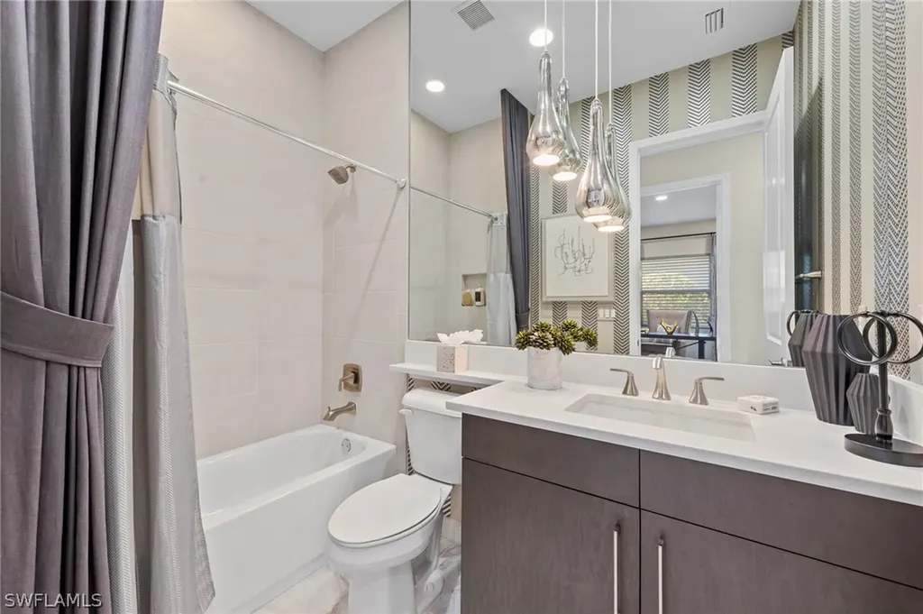 4032 Nova Lane Naples FL 34119