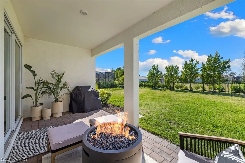 488 Polihale Way Naples FL 34114