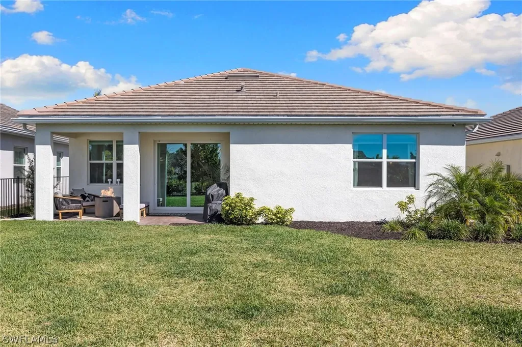 488 Polihale Way Naples FL 34114