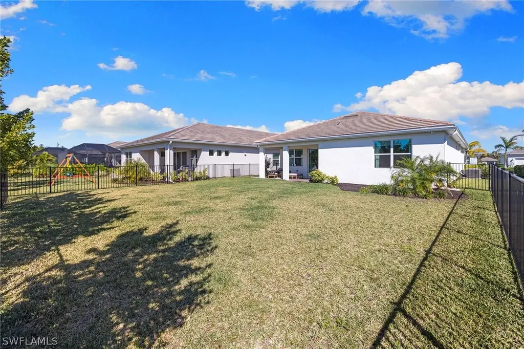 488 Polihale Way Naples FL 34114