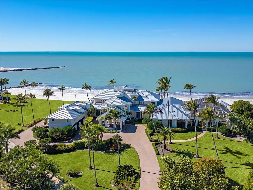 100 Bay Road Naples FL 34102