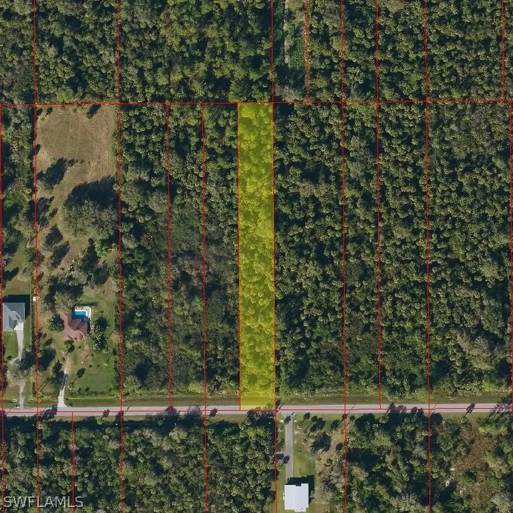 30 Avenue SE Naples FL 34117