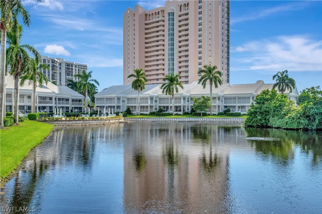 6131 Pelican Bay Boulevard Naples FL 34108