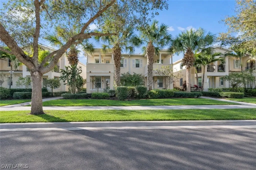 Bonita Springs FL, 15263 Laughing Gull Lane