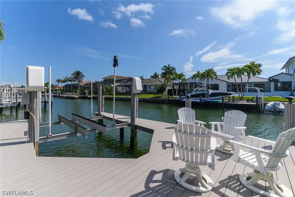 931 Snowberry Court Marco Island FL 34145