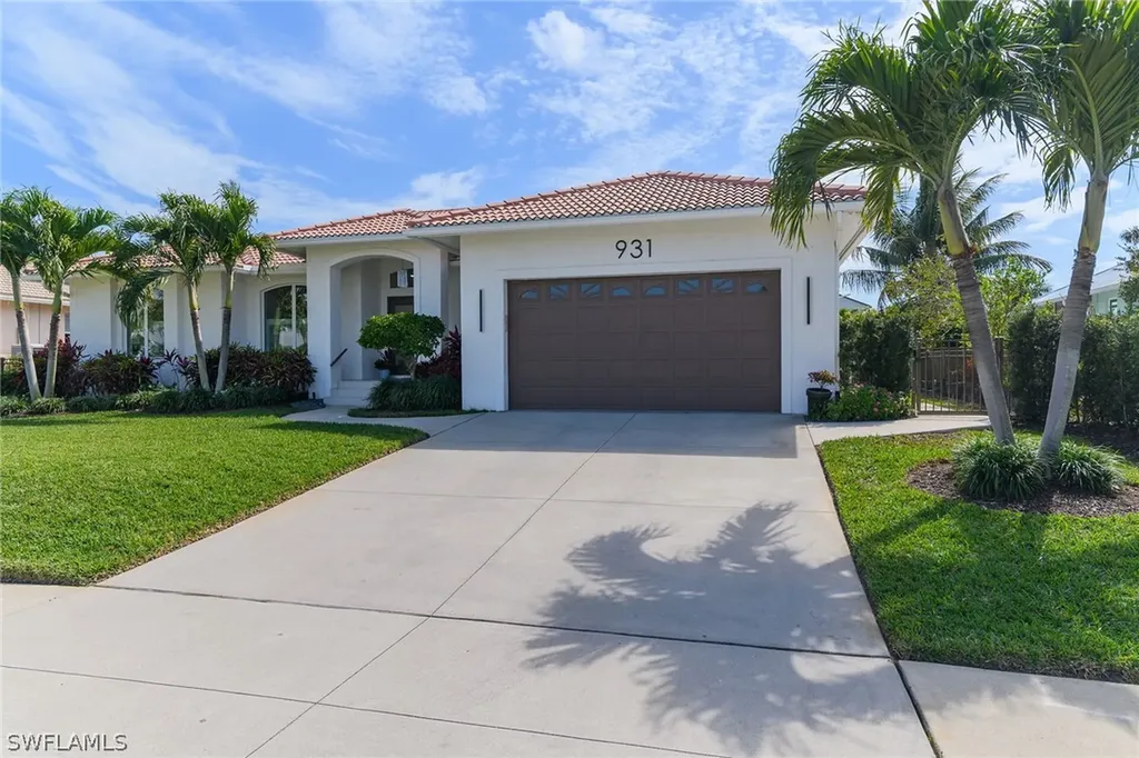 931 Snowberry Court Marco Island FL 34145