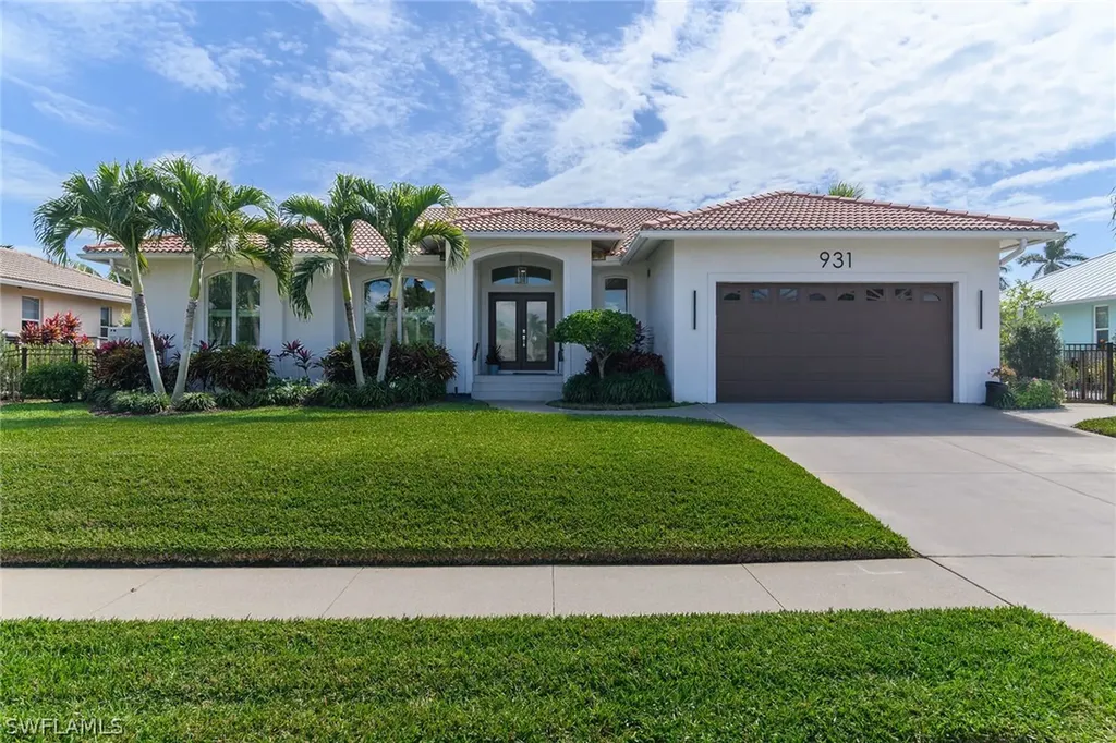 931 Snowberry Court Marco Island FL 34145