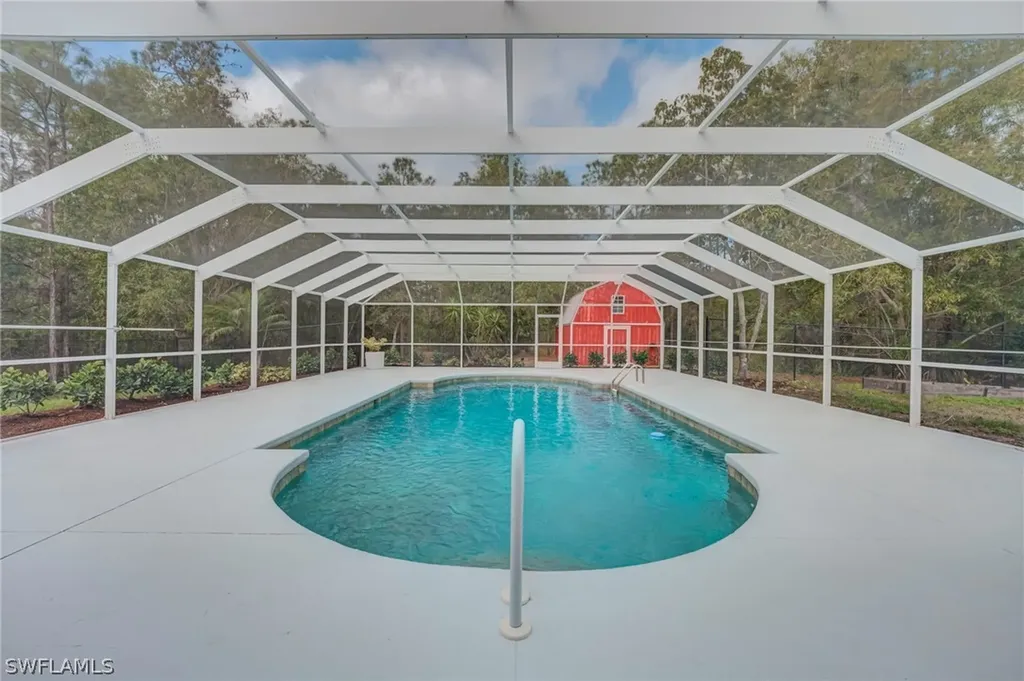 825 Desoto Boulevard N Naples FL 34120