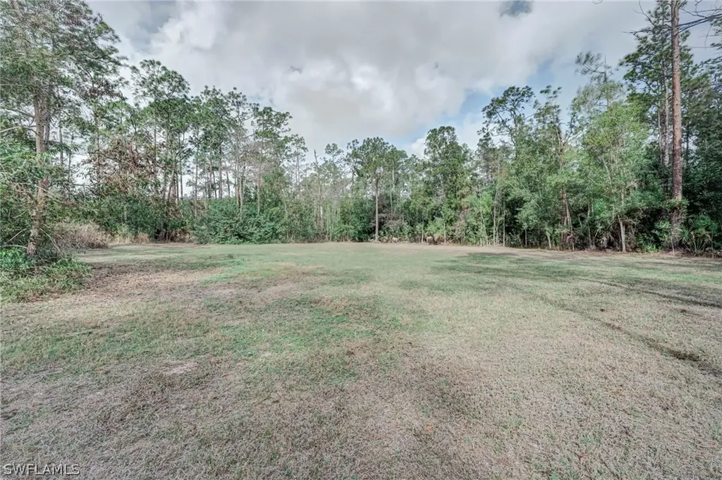 825 Desoto Boulevard N Naples FL 34120