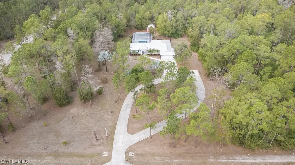 825 Desoto Boulevard N Naples FL 34120