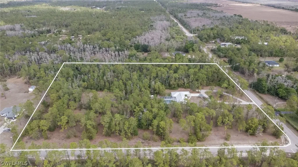 825 Desoto Boulevard N Naples FL 34120