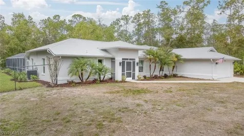 825 Desoto Boulevard N Naples FL 34120