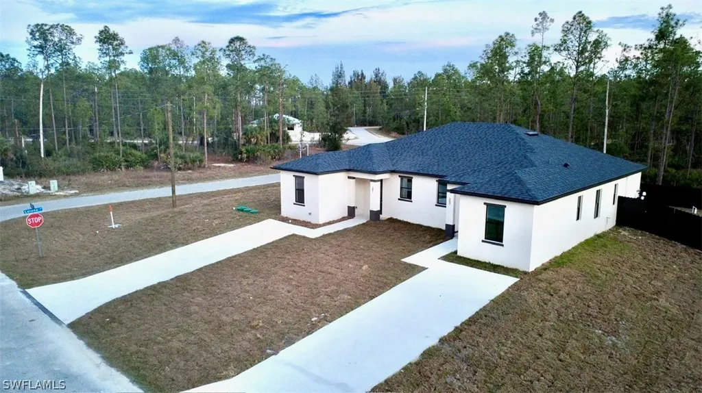 301/303 Norwalk Avenue Lehigh Acres FL 33972