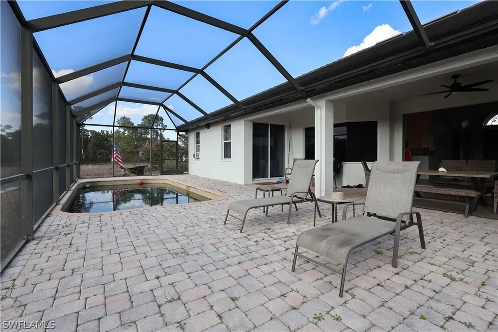 4445 20th Street NE Naples FL 34120